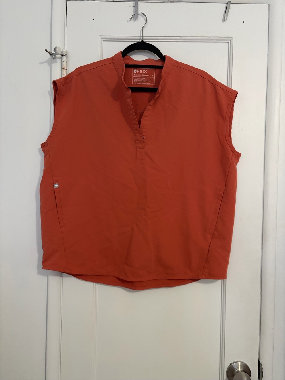 FIGS Rafaela Scrub Top Size Medium